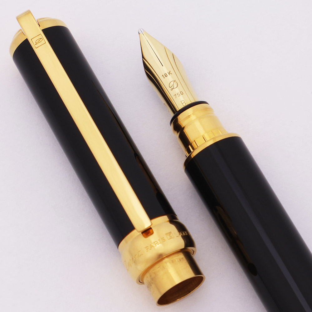 S T Dupont Gatsby Fountain Pen (1980s) - Black Chinese Lacquer